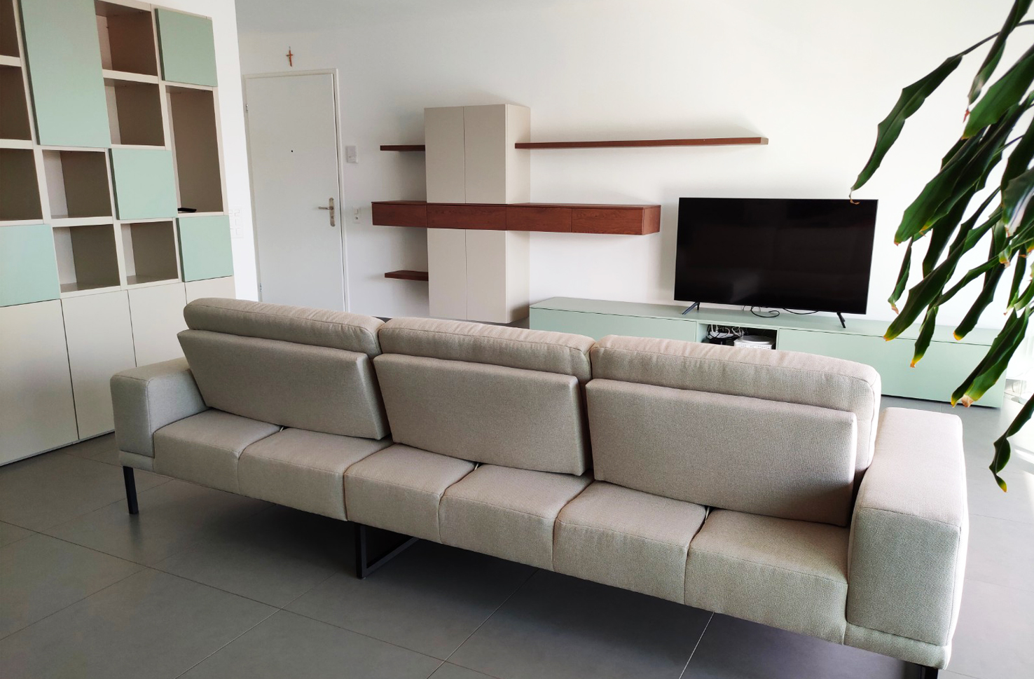 mobili brianza design soggiorno arredamento bianco verde progetto
